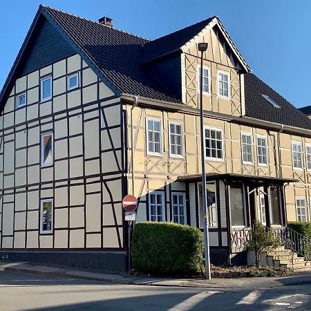 Gaestehaus Am Kurpark Hotel Garni 호른바트마인베르크 외부 사진