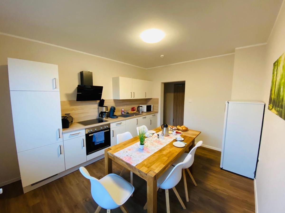 Gaestehaus Am Kurpark Hotel Garni 호른바트마인베르크 외부 사진