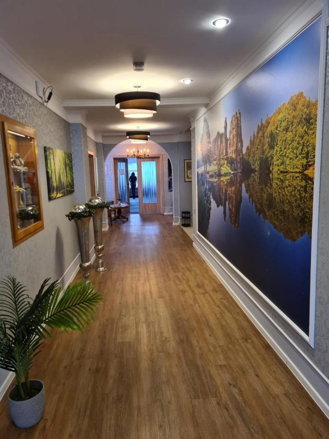 Gaestehaus Am Kurpark Hotel Garni 호른바트마인베르크 외부 사진