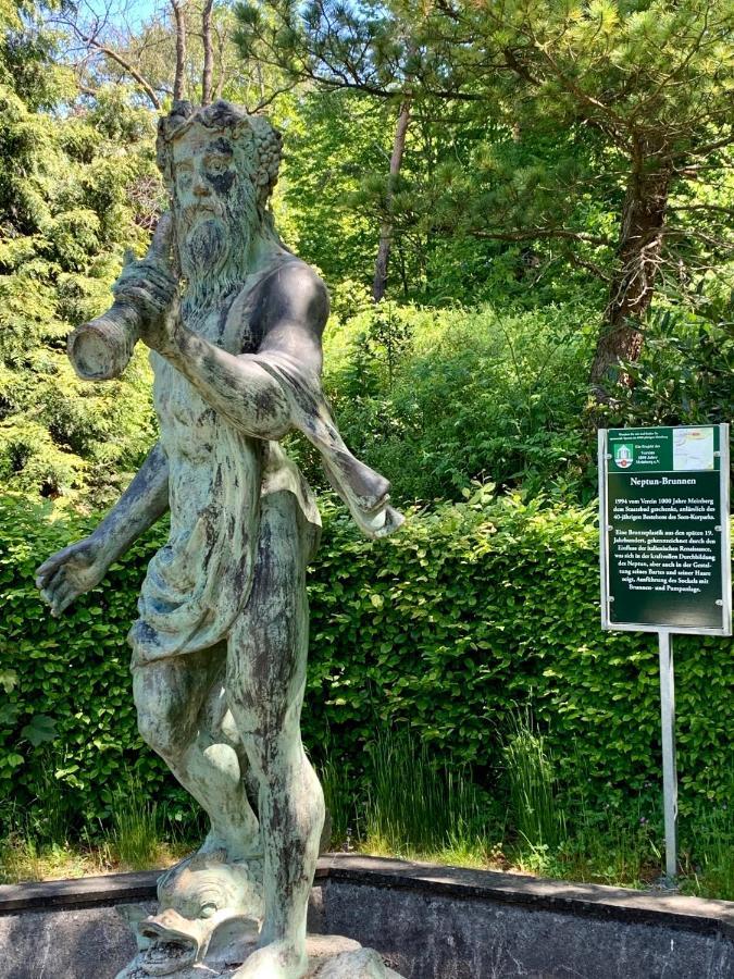 Gaestehaus Am Kurpark Hotel Garni 호른바트마인베르크 외부 사진